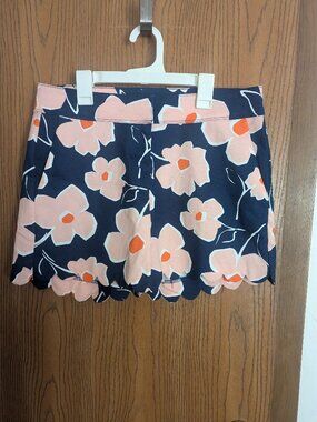 Isaac Mizrahi Flat Front Chino Style Floral Scalloped Hem Pink Navy Shorts-6